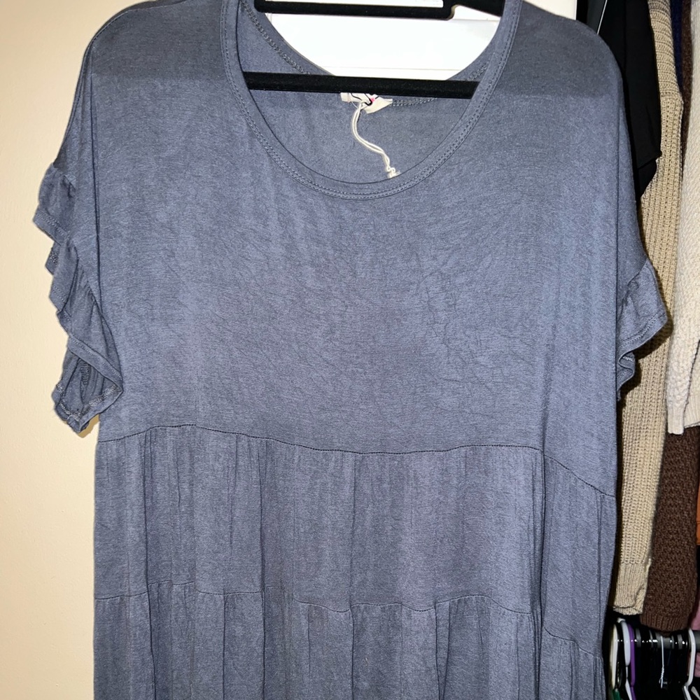 Maternity shirt - never worn